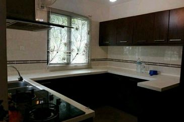 Ariza Garden Villa @ Taman Raintree