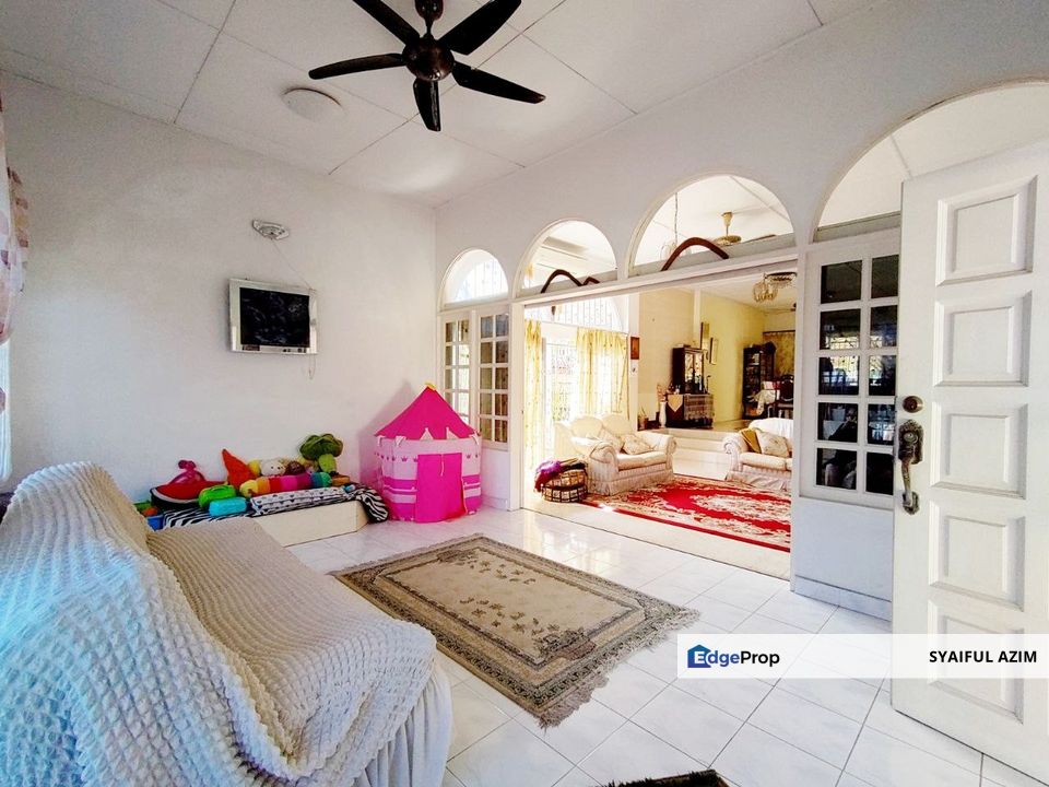 Double Storey Bungalow Lorong Mutiara Taman Bukit Ampang, Selangor, Ampang