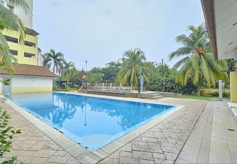 Casa Prima Condominium