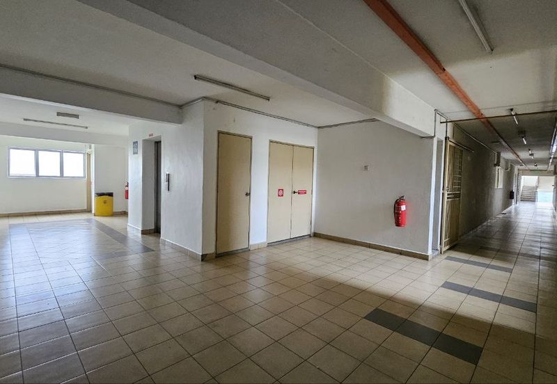 Casa Prima Condominium