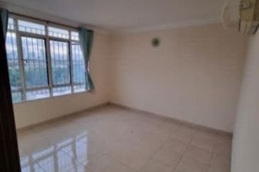 Casa Prima Condominium