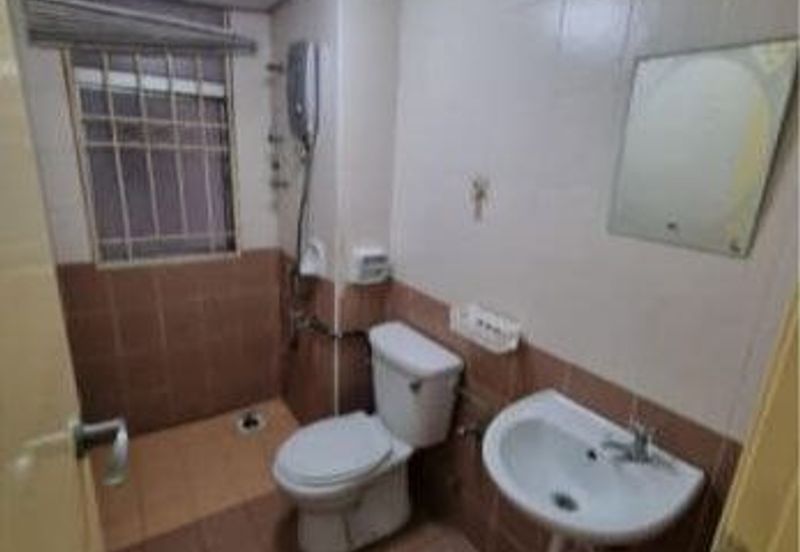 Casa Prima Condominium