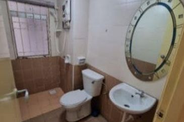 Casa Prima Condominium