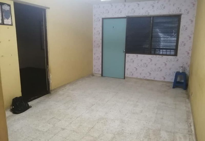 [ BASIC UNIT ] Pangsapuri SS8 Kelana Jaya