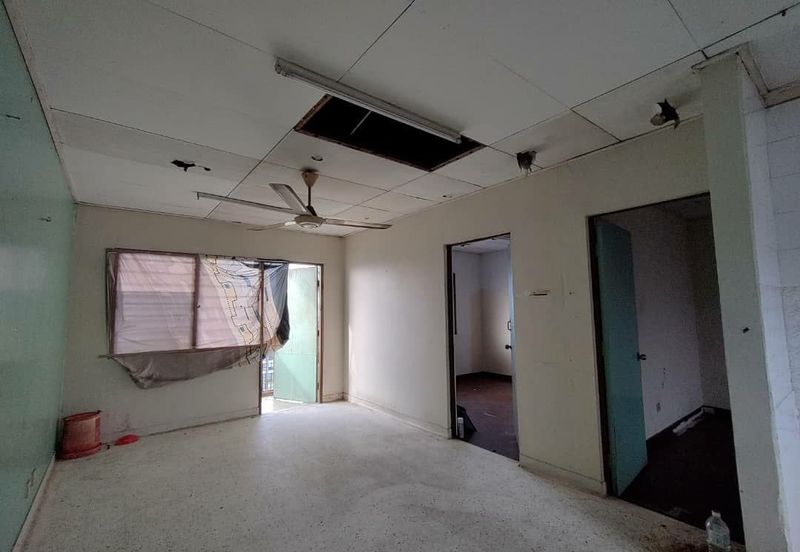 [ BASIC UNIT ] Pangsapuri SS8 Kelana Jaya