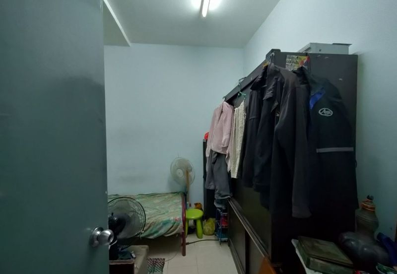 Residensi Bistaria, Ukay Bistari