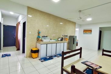 Puncak Hijauan (Hijauan Heights)