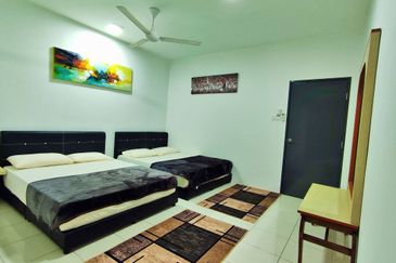 Puncak Hijauan (Hijauan Heights)