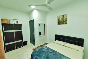 Puncak Hijauan (Hijauan Heights)