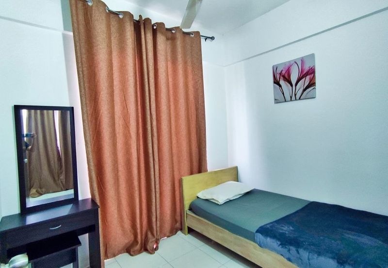 Puncak Hijauan (Hijauan Heights)