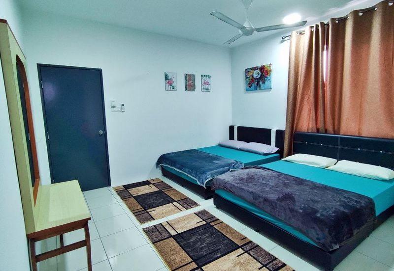 Puncak Hijauan (Hijauan Heights)