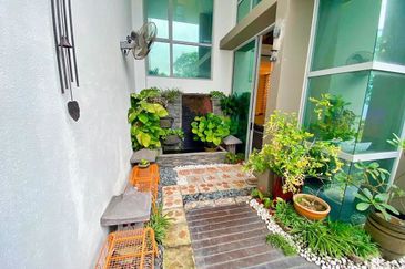 Symphony Hills Schumann