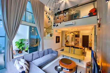 Symphony Hills Schumann