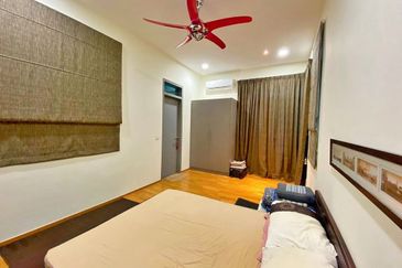 Symphony Hills Schumann