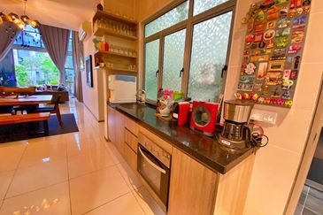 Symphony Hills Schumann