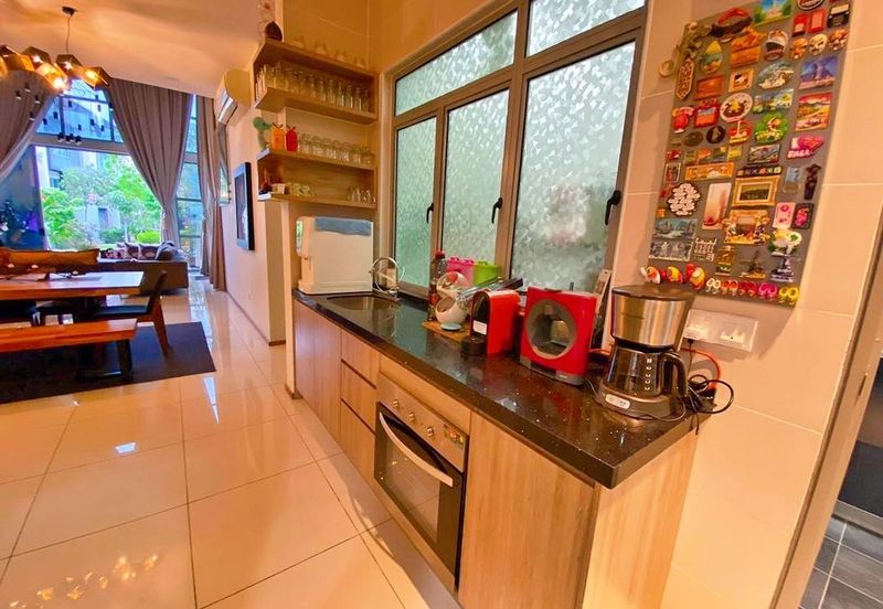 Symphony Hills Schumann