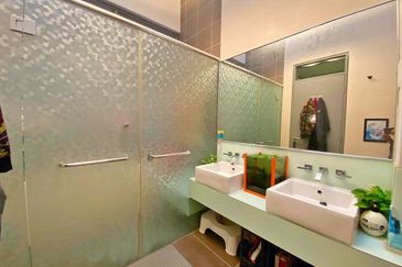 Symphony Hills Schumann