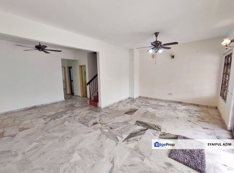 Bandar Kinrara 4 Double Storey Terrace House [ RENOVATED ][ FULLY EXTENDED KITCHEN ], Selangor, Bandar Kinrara Puchong