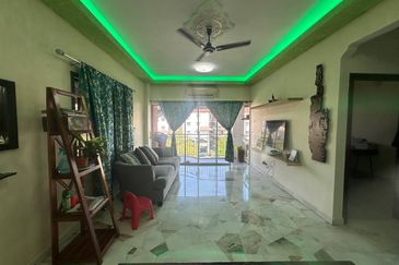 Ayers & Astaria Condominium