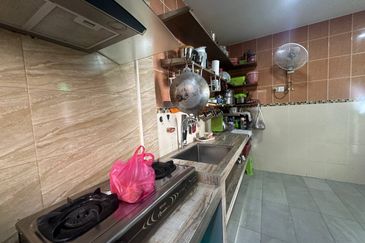 Ayers & Astaria Condominium