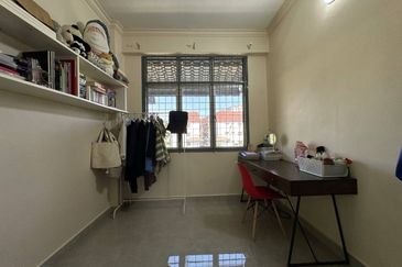 Ayers & Astaria Condominium