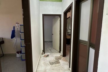 Ayers & Astaria Condominium