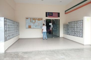 Residensi Bistaria, Ukay Bistari