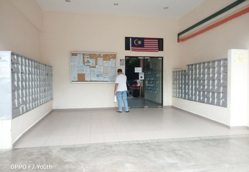 Residensi Bistaria, Ukay Bistari