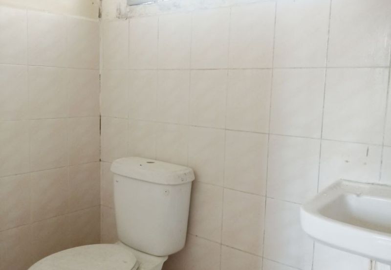 Residensi Bistaria, Ukay Bistari