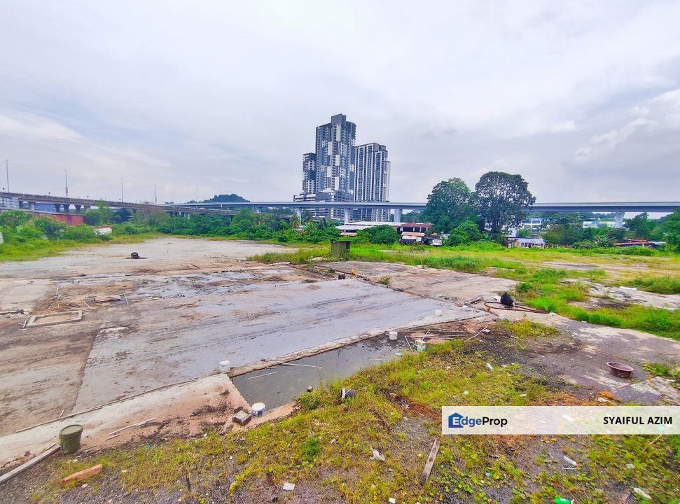 [ FACING MAIN ROAD ] Industrial Land Near Balakong, Selangor, Balakong