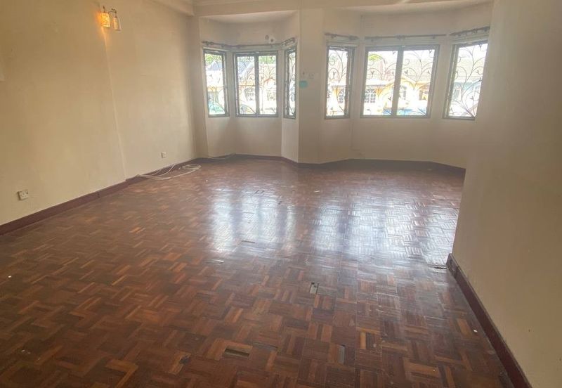 [ WALKING DISTANCE TO SCHOOL ] Spacious Double Storey Terrace House Bandar Tasik Selatan