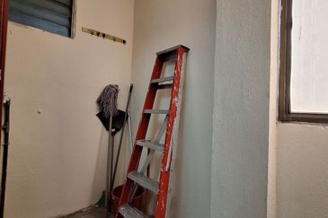 [ FACING OPEN ] Pangsapuri Flora 1 Taman Subang Intan