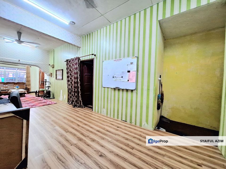 Taman Kembara 2 Klang Single Storey Terraced House [ RENOVATED & FULLY EXTENDED ], Selangor, Klang