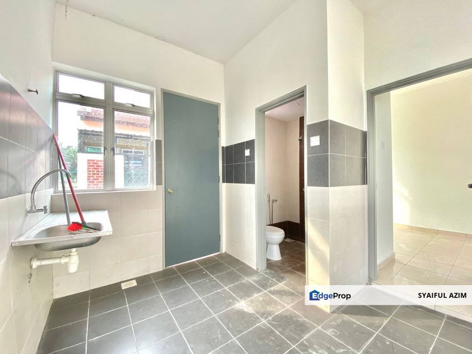 Taman Seri Changgang Banting Single Storey Terraced House [ NEW UNIT ][ END LOT ], Selangor, Banting