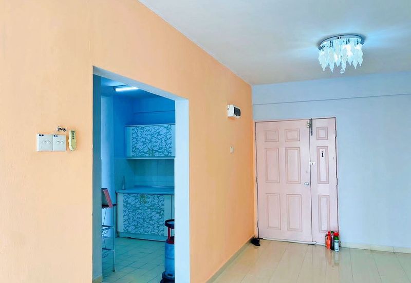 [ VACANT & GOOD CONDITION ] Apartment Laguna Biru 1 Taman Tasik Biru