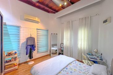 [ NEARBY SHOPLOT JALAN KEBUN NENAS ] Double Storey Bungalow House Jalan Kebun Shah Alam