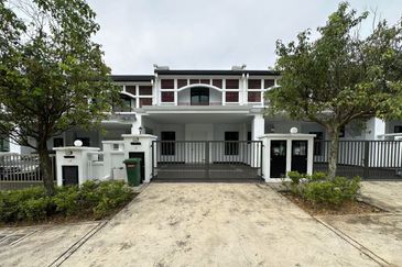 Cradleton @ Eco Majestic