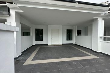 Cradleton @ Eco Majestic