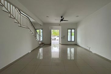 Cradleton @ Eco Majestic