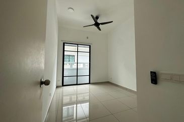 Cradleton @ Eco Majestic