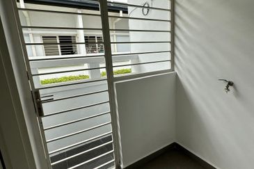 Cradleton @ Eco Majestic