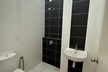 Cradleton @ Eco Majestic