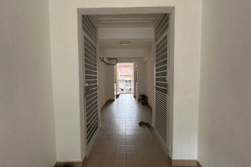 Villa Court @ Goodview Height