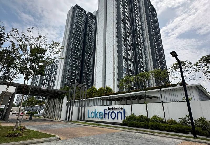 LakeFront Residence Cyberjaya