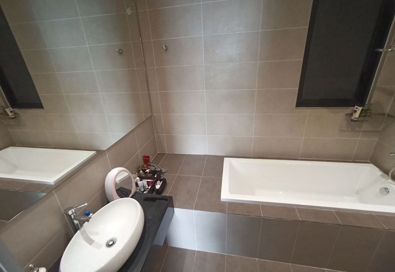 KL Gateway Premium Residence