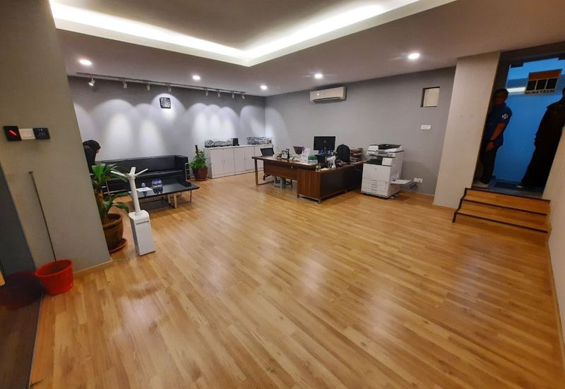 Parklane Commercial Hub