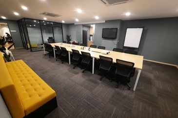 Parklane Commercial Hub