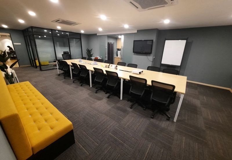 Parklane Commercial Hub