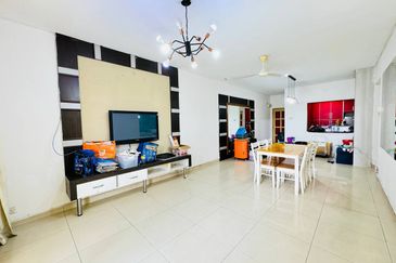 Royal Domain Sri Putramas II