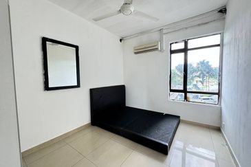 Royal Domain Sri Putramas II